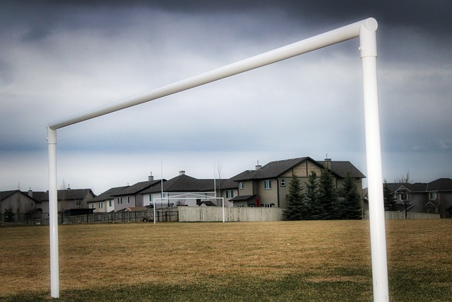 20／21賽季歐冠小組賽第6輪RB萊比錫3-2曼聯 B費點射博格巴破門難救主.